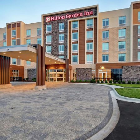 Hilton Garden Inn Lansing West Exteriör bild